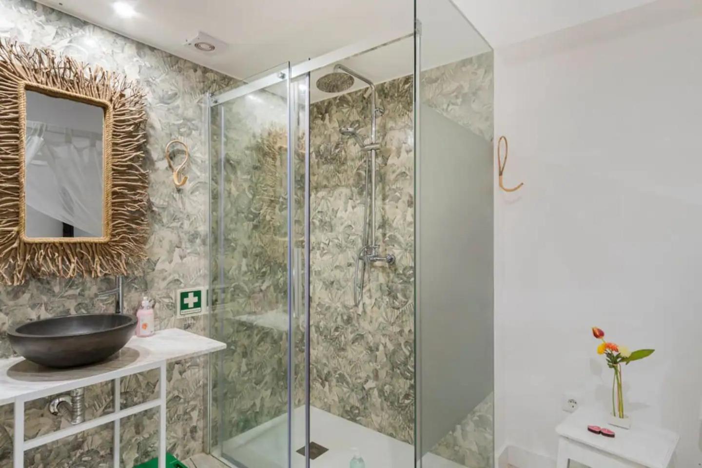 Casa Velhinha - Design, Culture And Comfort In Guimaraes Exterior photo
